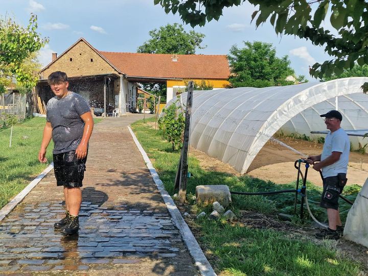 Romahaus 25 Dusche der besonderen Art.jpeg